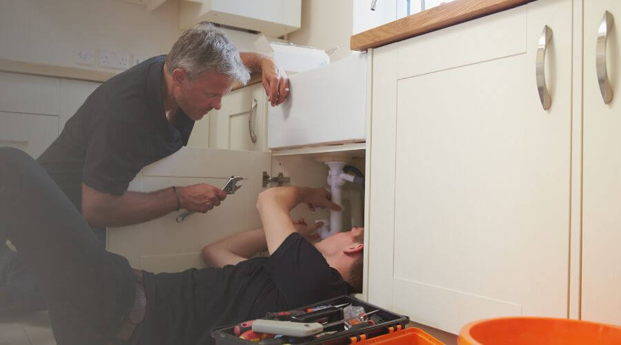 Professional burst pipe repair services in Canutillo, TX